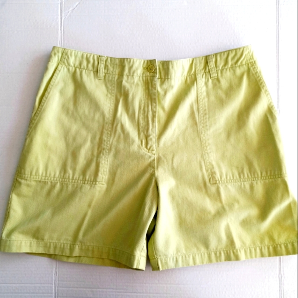 Jones New York women's shorts 2 pair lime green & khaki *flawed* size 14